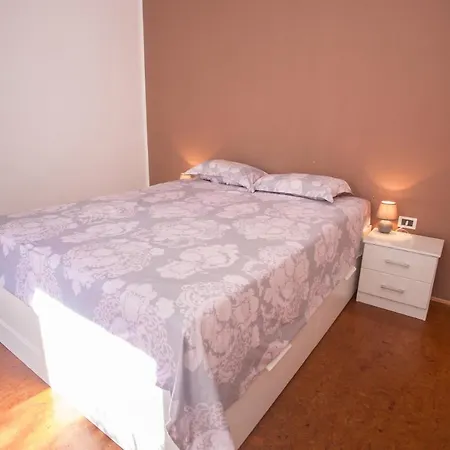 Apartment Ema-dany *