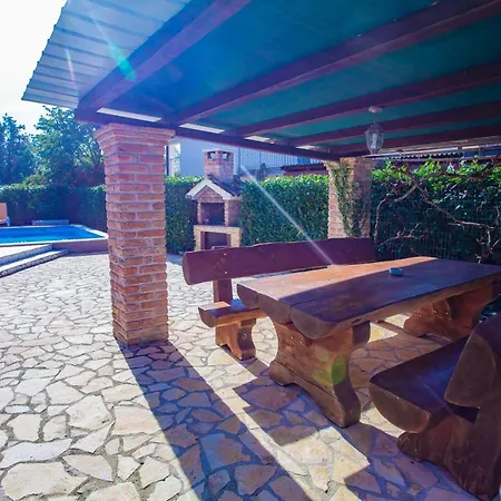 Апартаменты Ema-dany *