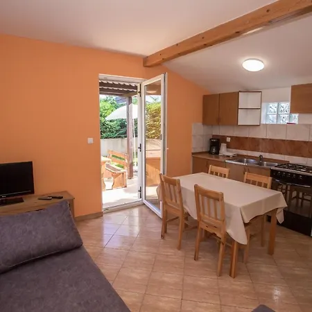 Ema-dany Apartment *